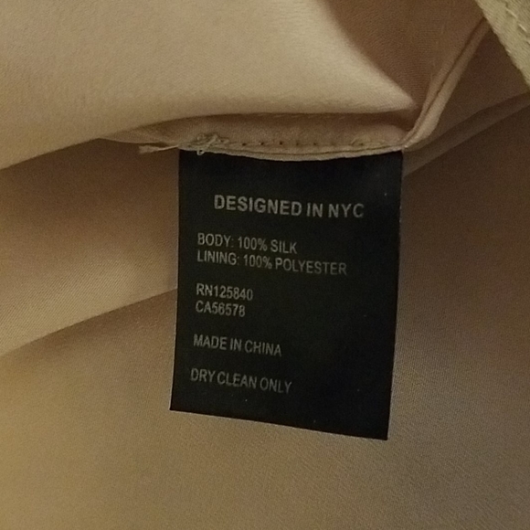 NWT, INTERMIX Nelly Ruffle Cold Shoulder Top - Picture 9 of 10